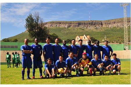 莫铁项目部与莫桑梅德斯铁路局进行足球友谊赛