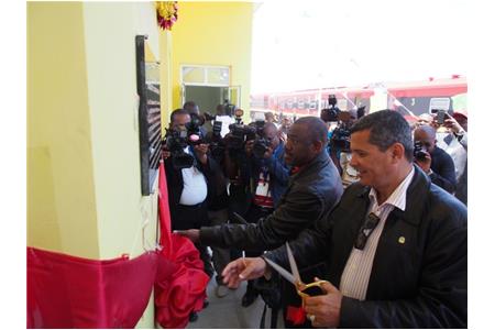 Delegation led by Angola’s Minister of Transport Cut the Ribbon for Completion of Railway Stations b