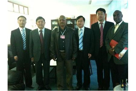 埃塞俄比亚矿产能源部部长亲切会见中国昊远集团有限公司董事长刘代文先生