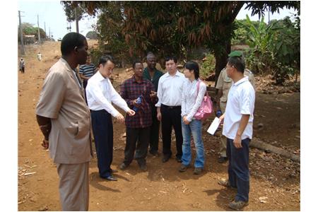 几内亚建设部项目领导小组参观考察集团公司KOLOMA新城项目